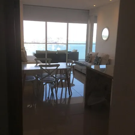 En Lujoso Edificio H2 Plaza Bocagrande Apartamento Cartagena