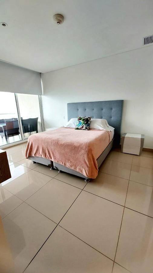 Apartamento En Lujoso Edificio H2 Plaza Bocagrande