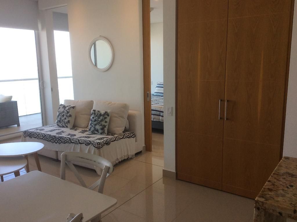 En Lujoso Edificio H2 Plaza Bocagrande Apartamento
