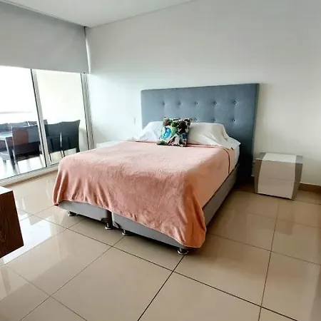 Apartamento En Lujoso Edificio H2 Plaza Bocagrande