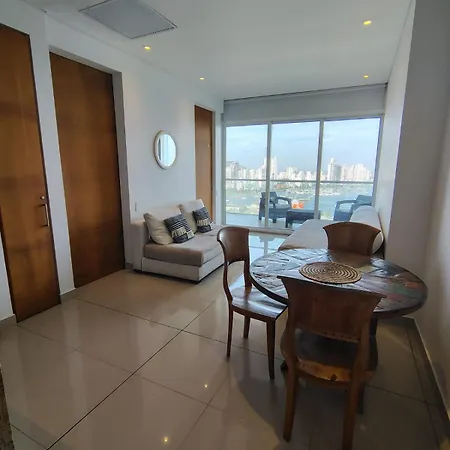 Apartamento En Lujoso Edificio H2 Plaza Bocagrande