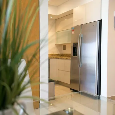 En Lujoso Edificio H2 Plaza Bocagrande Apartamento